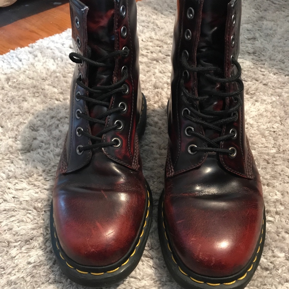 8 hole Dr Martens